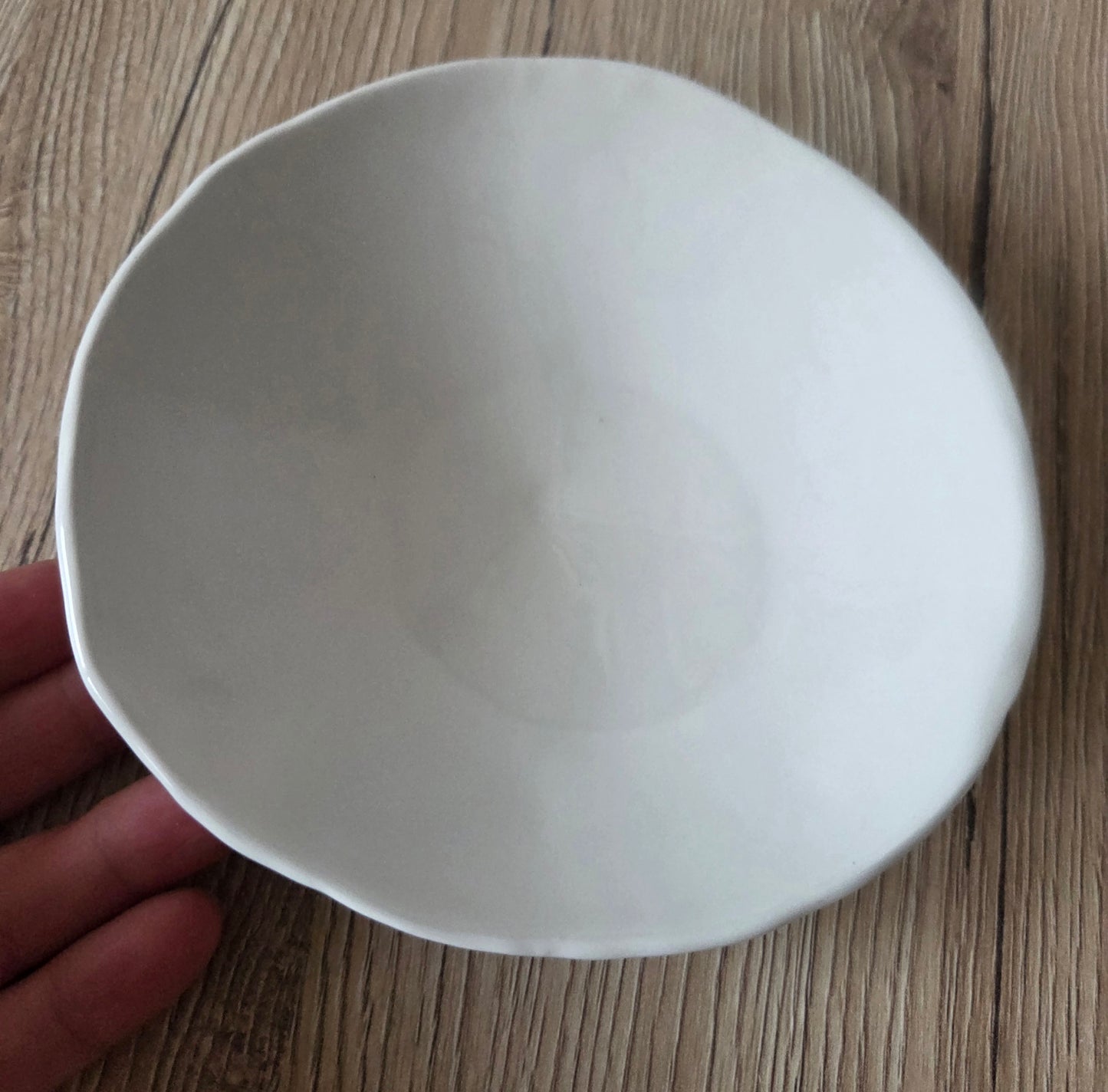 Piatto in ceramica fatto a mano , bomboniera, regalo natale svuotatasche ,portagioie