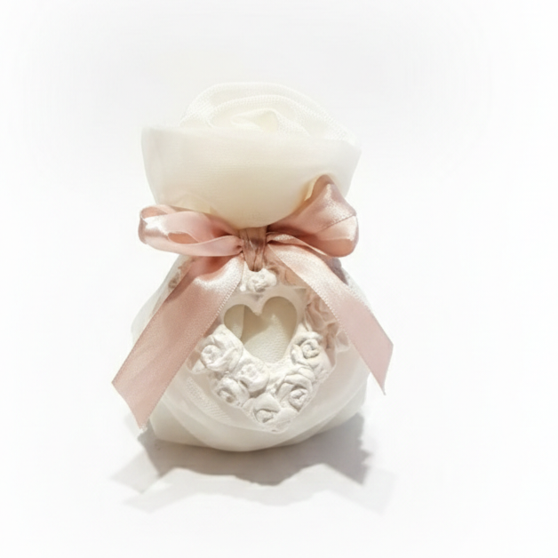 1 Bomboniera cuore shabby, cuore con roselline ,Nascita , bomboniera matrimonio, promessa di matrimonio, comunione