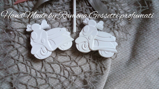 10 gessetti profumati vespa,moto,battesimo,compleanno,nascita,segnaposto