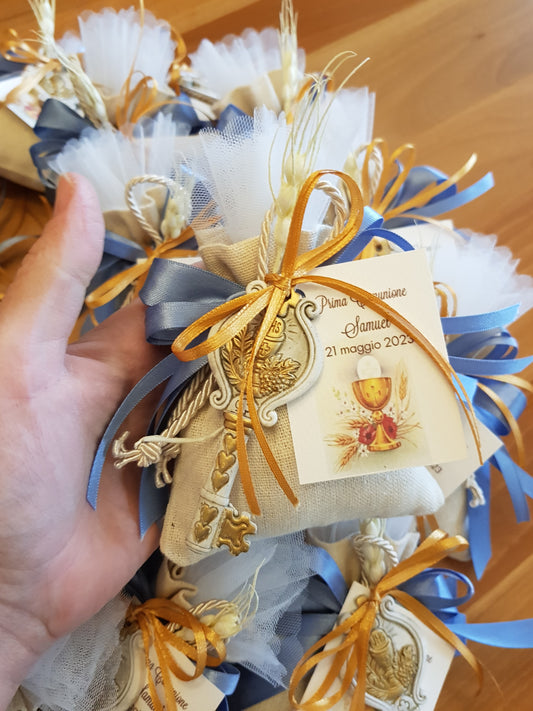 1 Bomboniera  Cresima,comunione,chiave comunione,chiave cresima ,comunione,gessetti profumati
