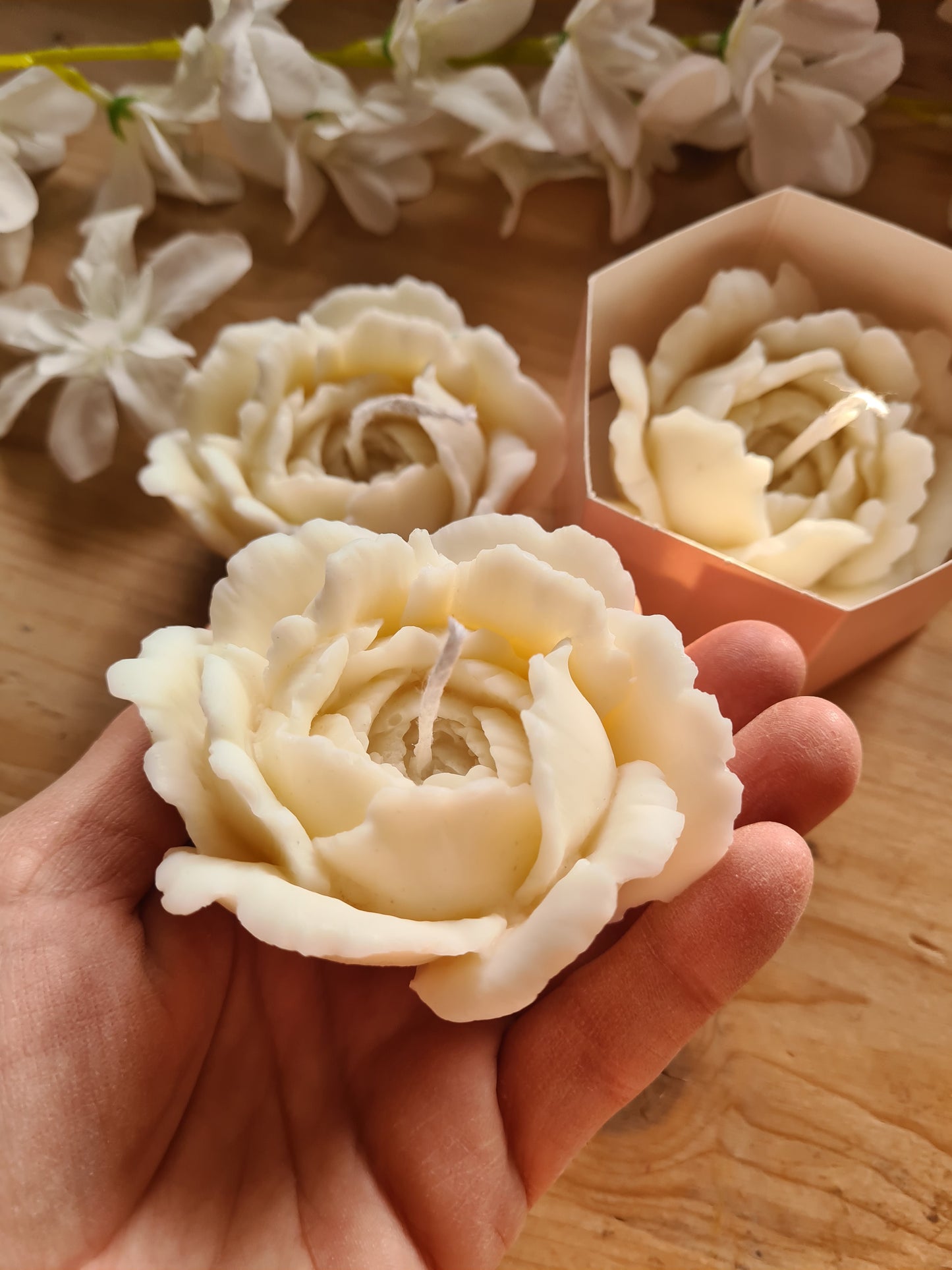 1 Bomboniera,segnaposto peonia ,segnaposti profumate in cera di soia , fiore  in cera di soia ,bomboniere,segnaposti matrimonio,comunione