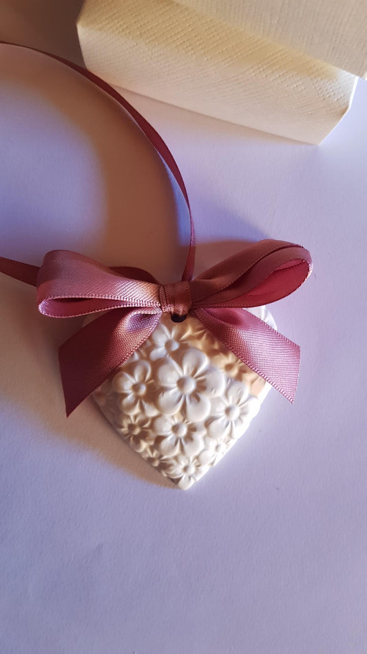 10 Gessetti profumati cuore margherite  ,segnaposto matrimonio,battesimo,comunione