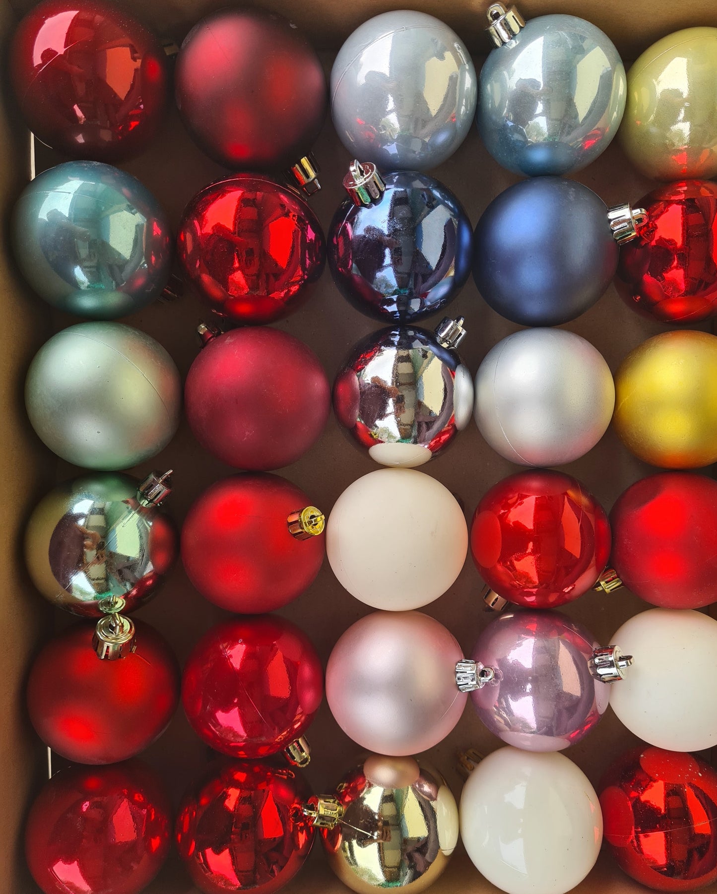 1 Pallina 6 cm plastica, personalizzata con nome bimbo/ bimba