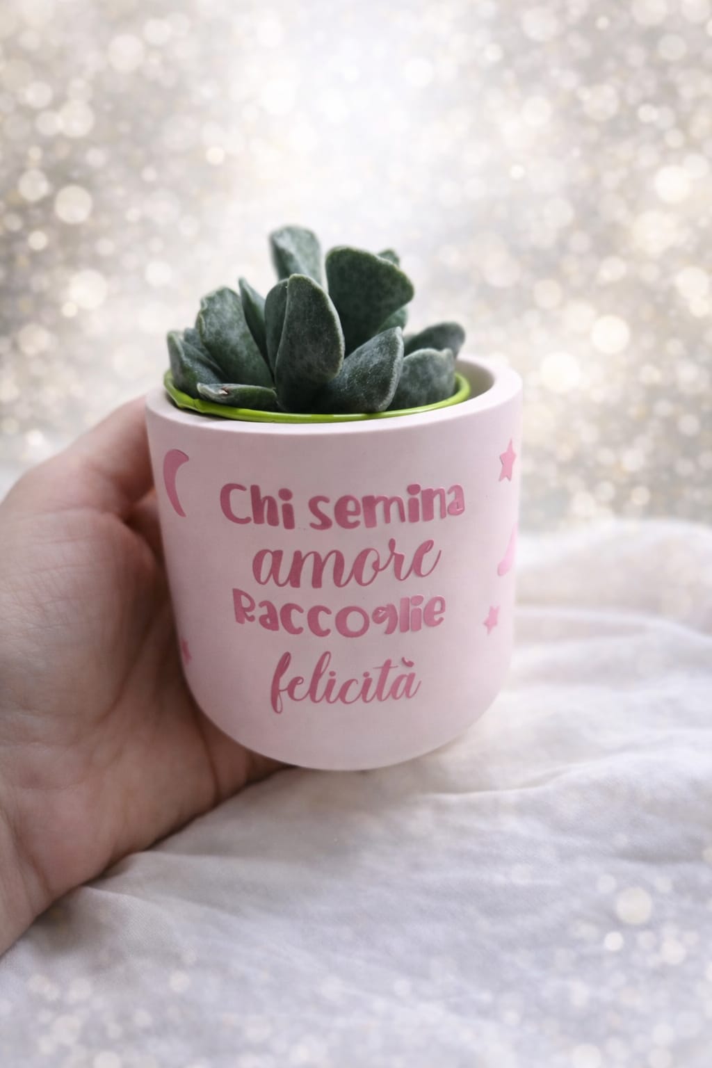 1 Bomboniera/ contenitore  /4x7,5 cm  candela di soia  per  cresima, prima comunione ,matrimonio,battesimo