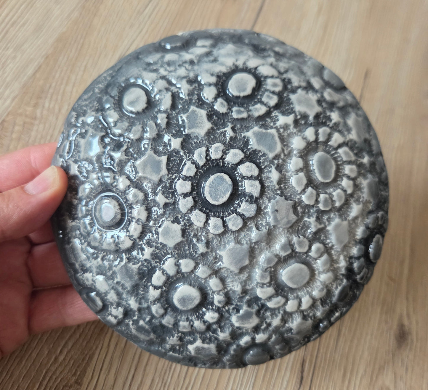Piatto in ceramica fatto a mano , bomboniera, regalo natale svuotatasche ,portagioie