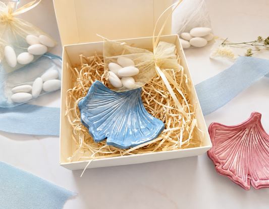 Bomboniere portagioie ,ceramiche artistiche personalizzabili ,foglia di ginkgo ,fatte a mano, SU ORDINAZIONE