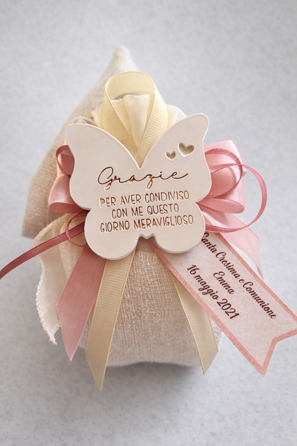 1 Bomboniera fiore/ farfalla  con scritta grazie per aver condivido...bomboniera profumata,Nascita , bomboniera battesimo,comunione,cresima,matrimonio